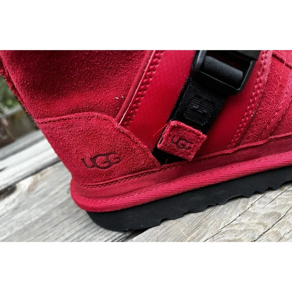UGG Neumel Snapback Big Kids' 5 Chukka Boots - Red